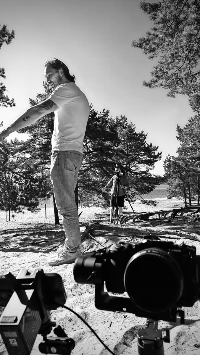 Backstage 42